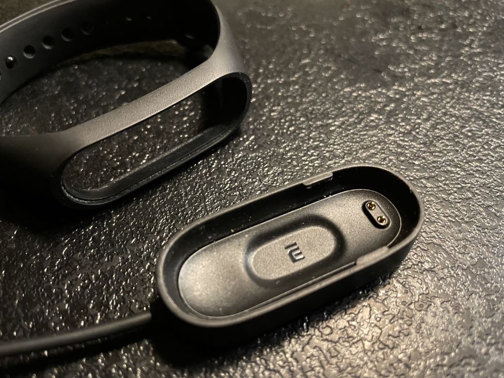 Ładowarka i opaska do xiaomi smartband 4 orginalne