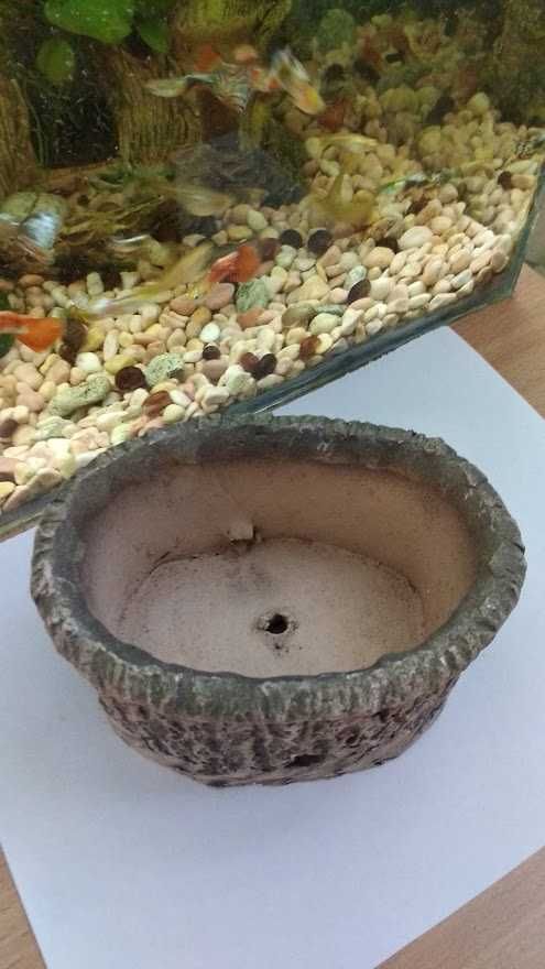Горшочек под растения для аквариума