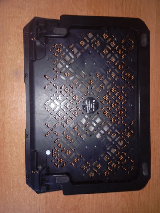 Охолоджувачь для ноутбука GamePro CP413