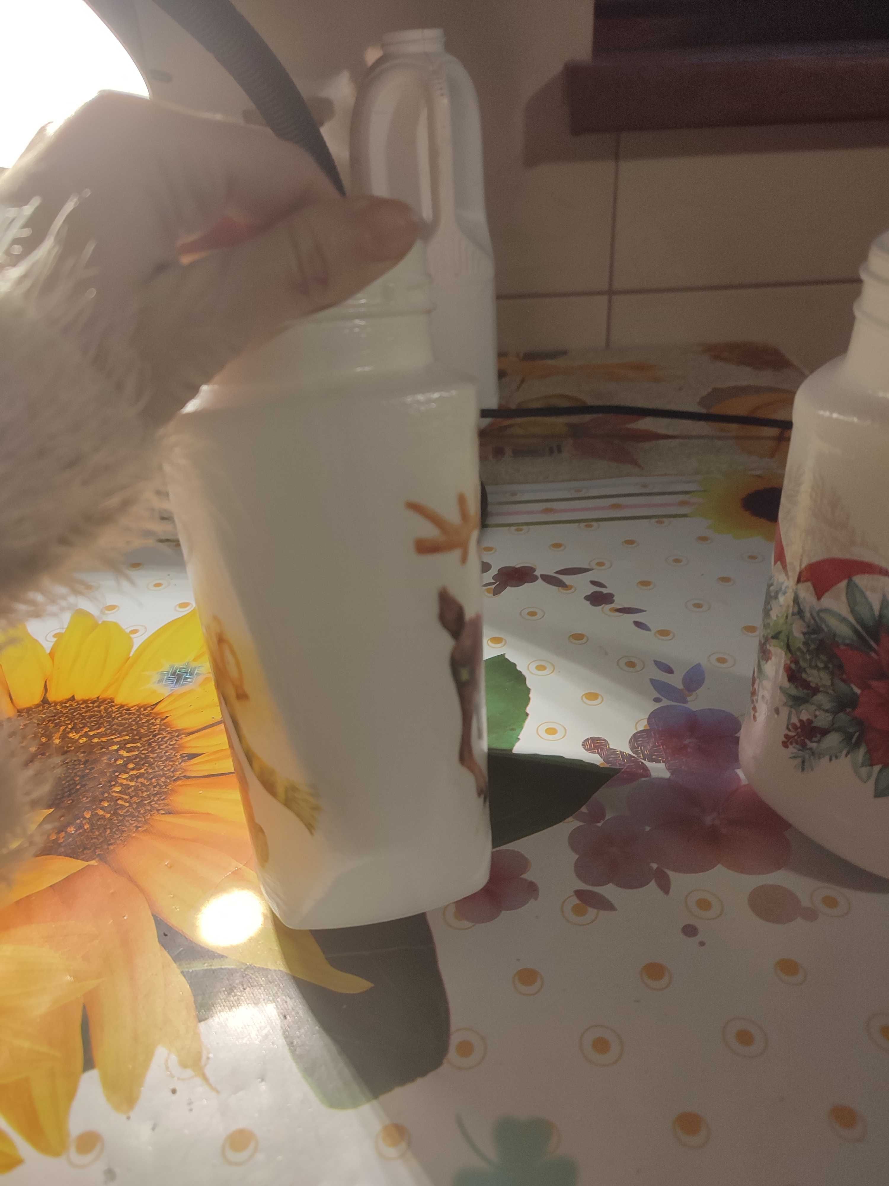 Wazon decoupage, w Mikołaja i renifera