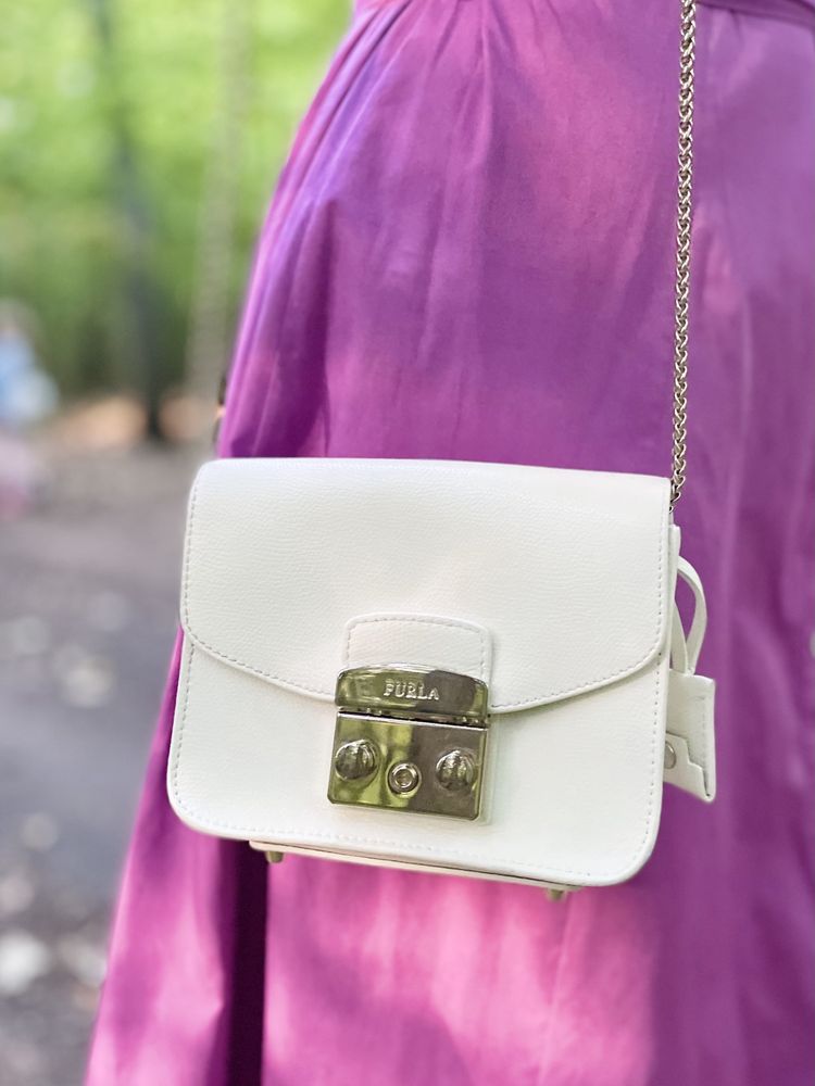 Furla Metropolis mini white skórzana torebka