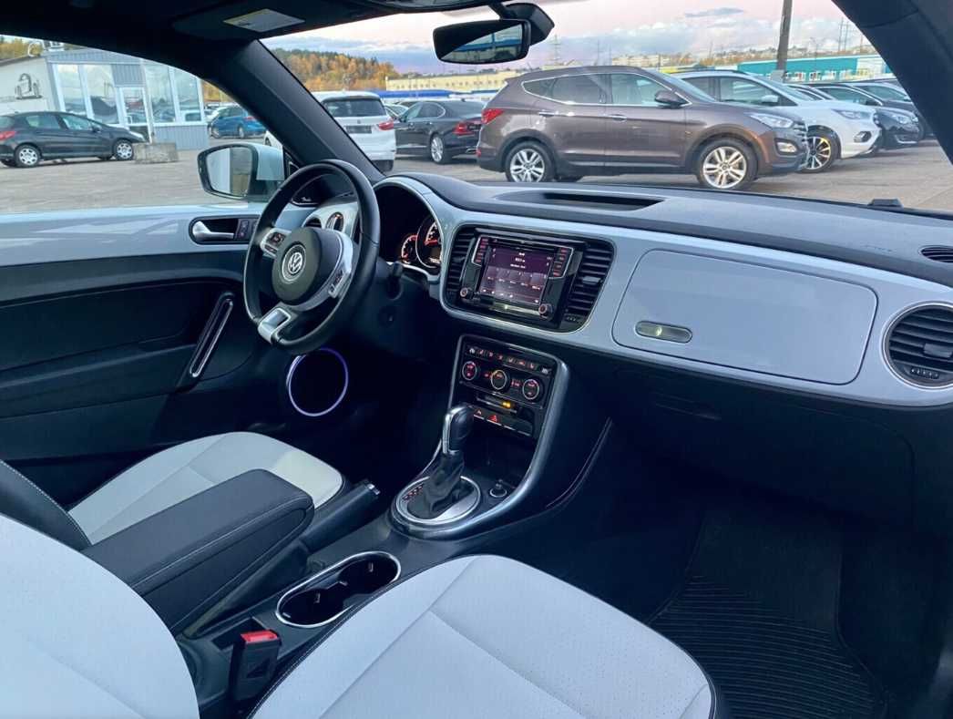 Volkswagen Beetle 2018 2.0 турбо