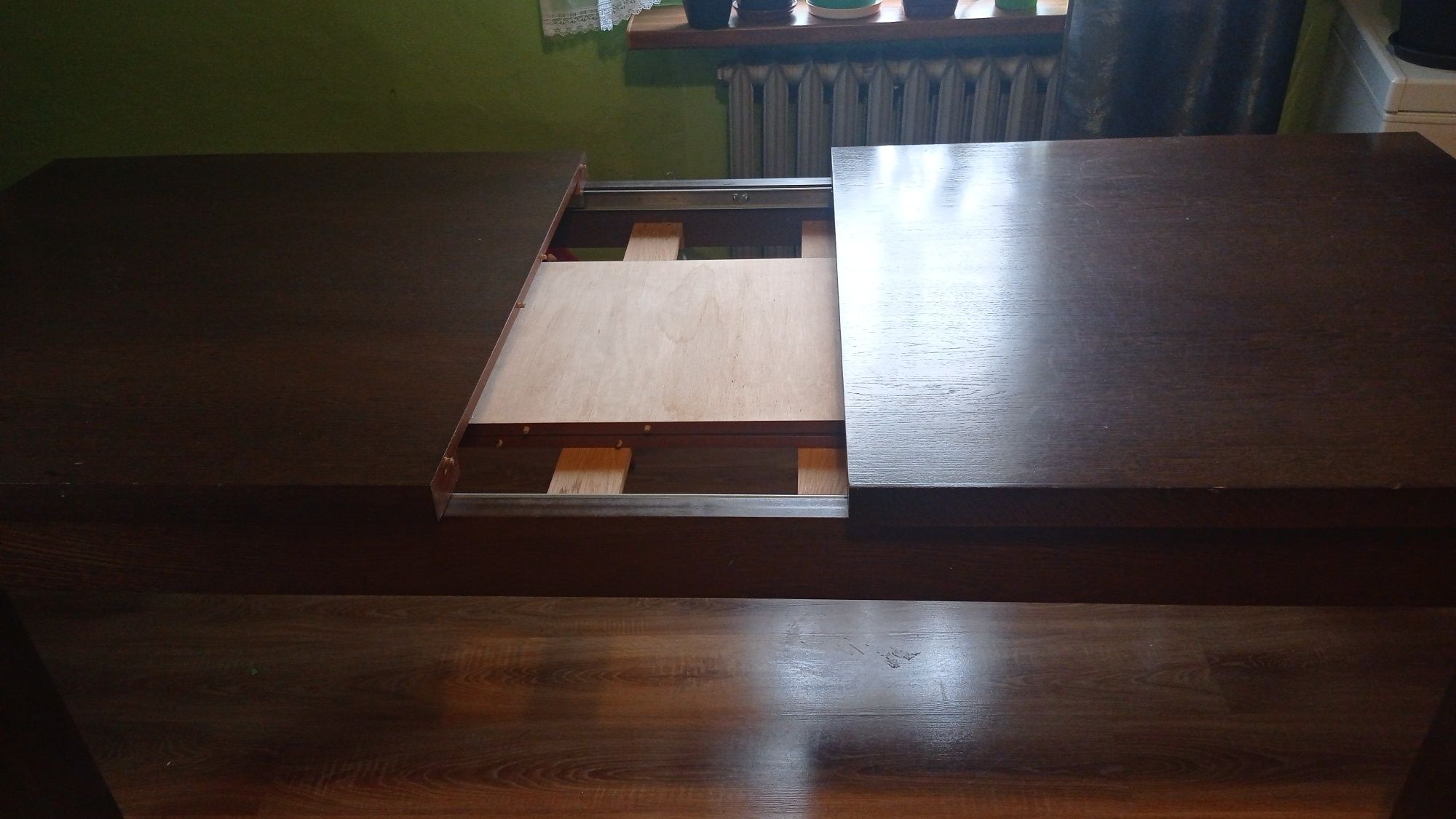 Stół rozkładany  bardzo solidny