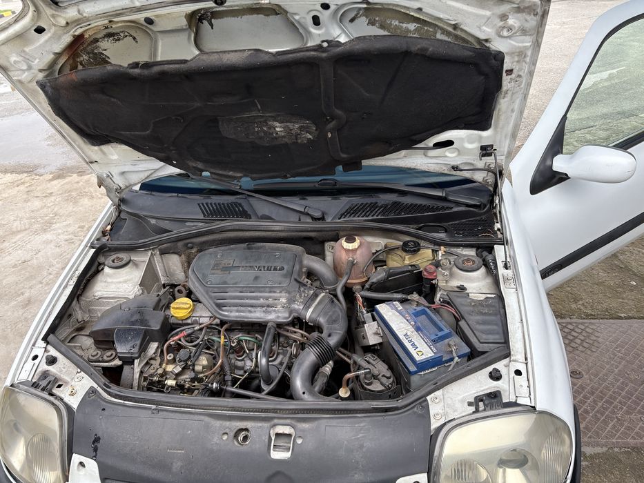 Reunault Clio 1.9D - Economico, Fiavel e Pronto a circular