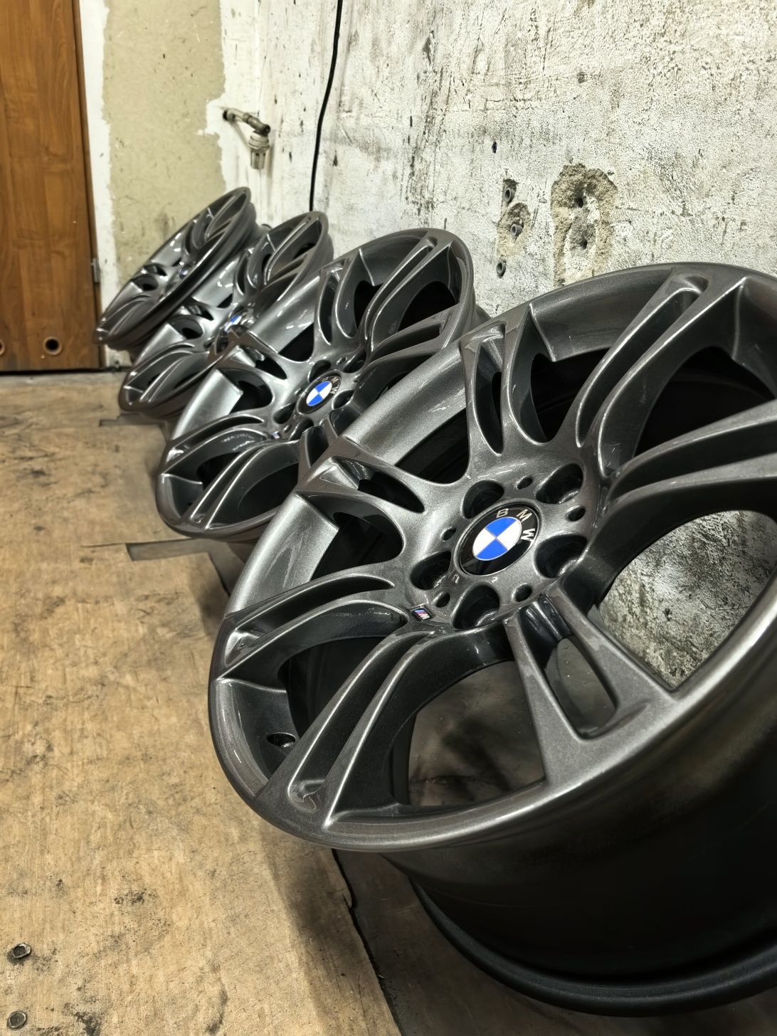 Alufelgi Bmw 18" styling 350 M-pakiet f10 f30 e90 e60 5x120 Oryginał