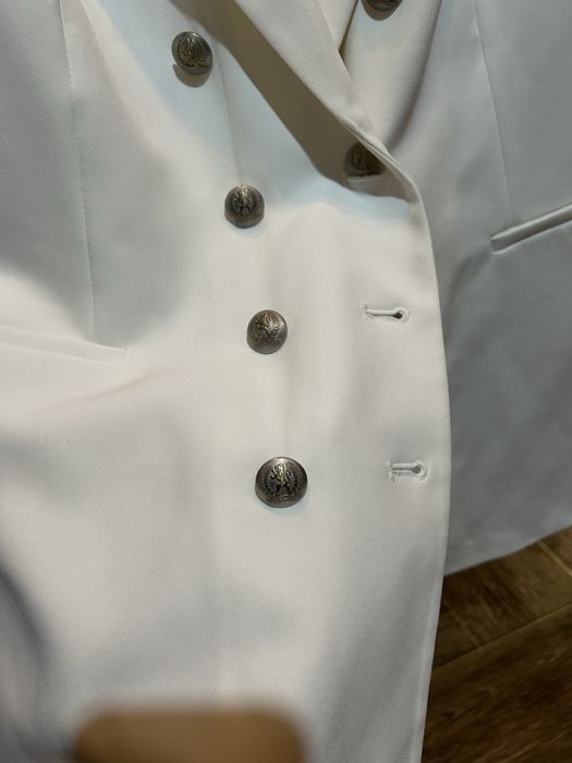 Неймовірний оверсайз піджак білий