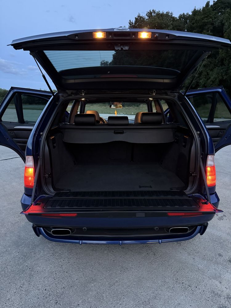BMW X5 E53 4.8 is