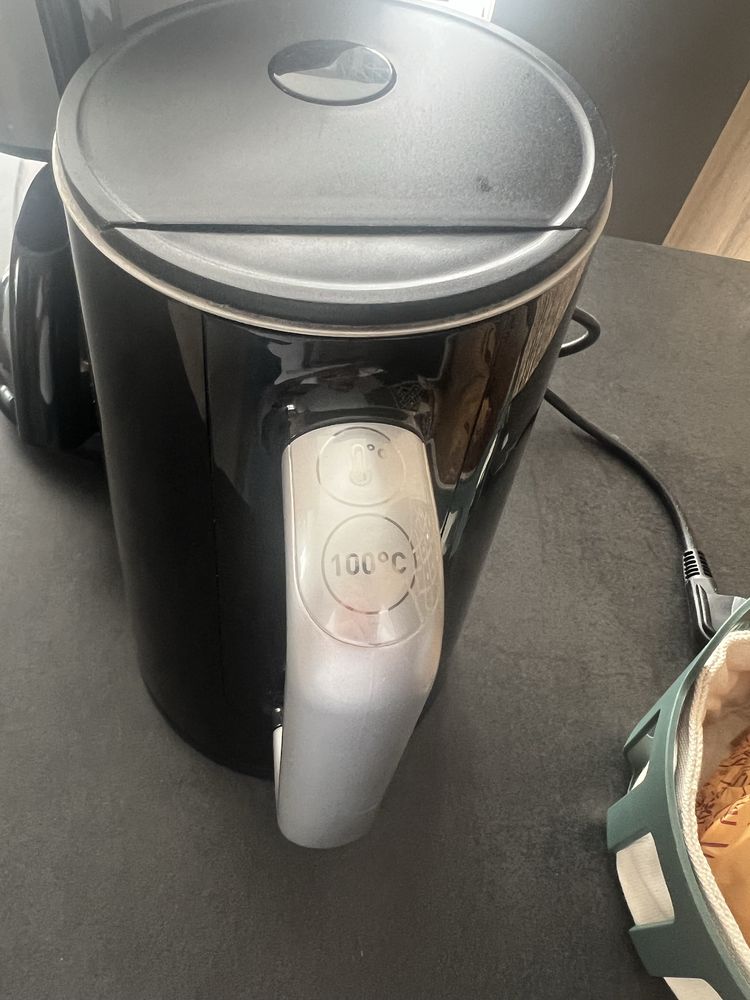 Електрочайник Tefal KO851830