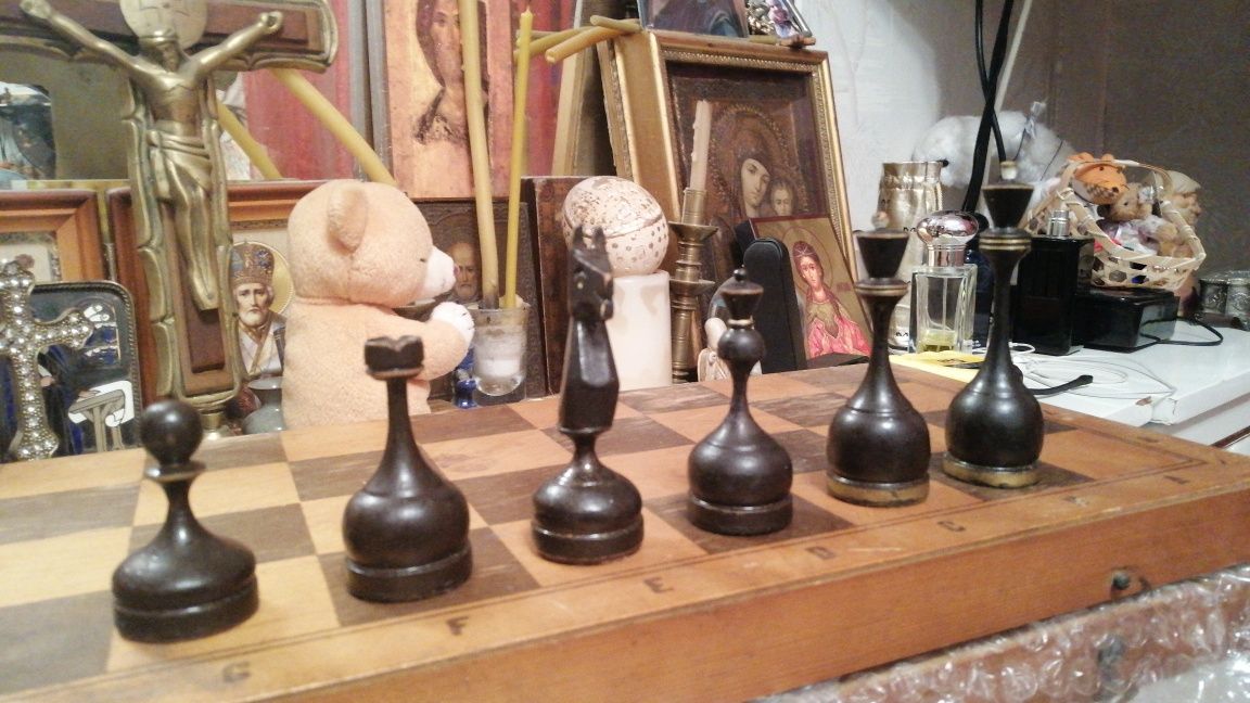 Шахматы старые 4вида