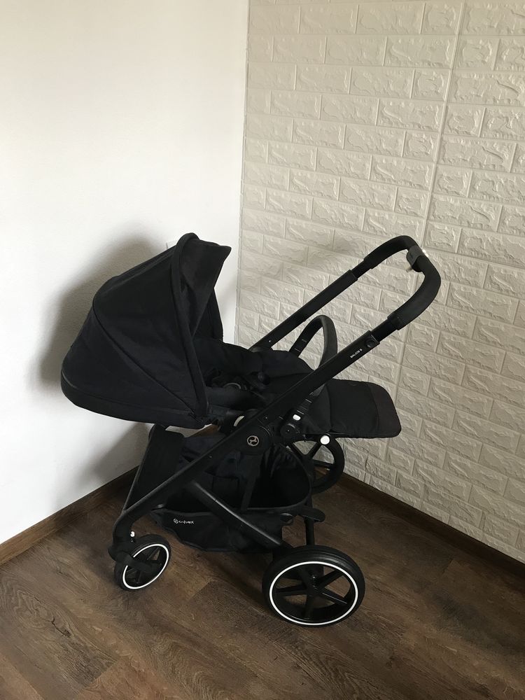 Прогулянковий візочоCYBEX BALIOS  Depp Black