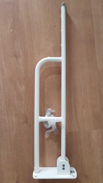 barra de apoio rebatível para WC