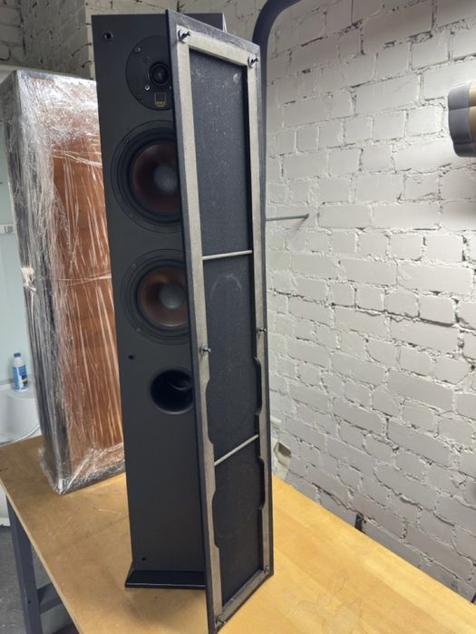 Акустична система фронтальна пара  Dali Suite 2.8