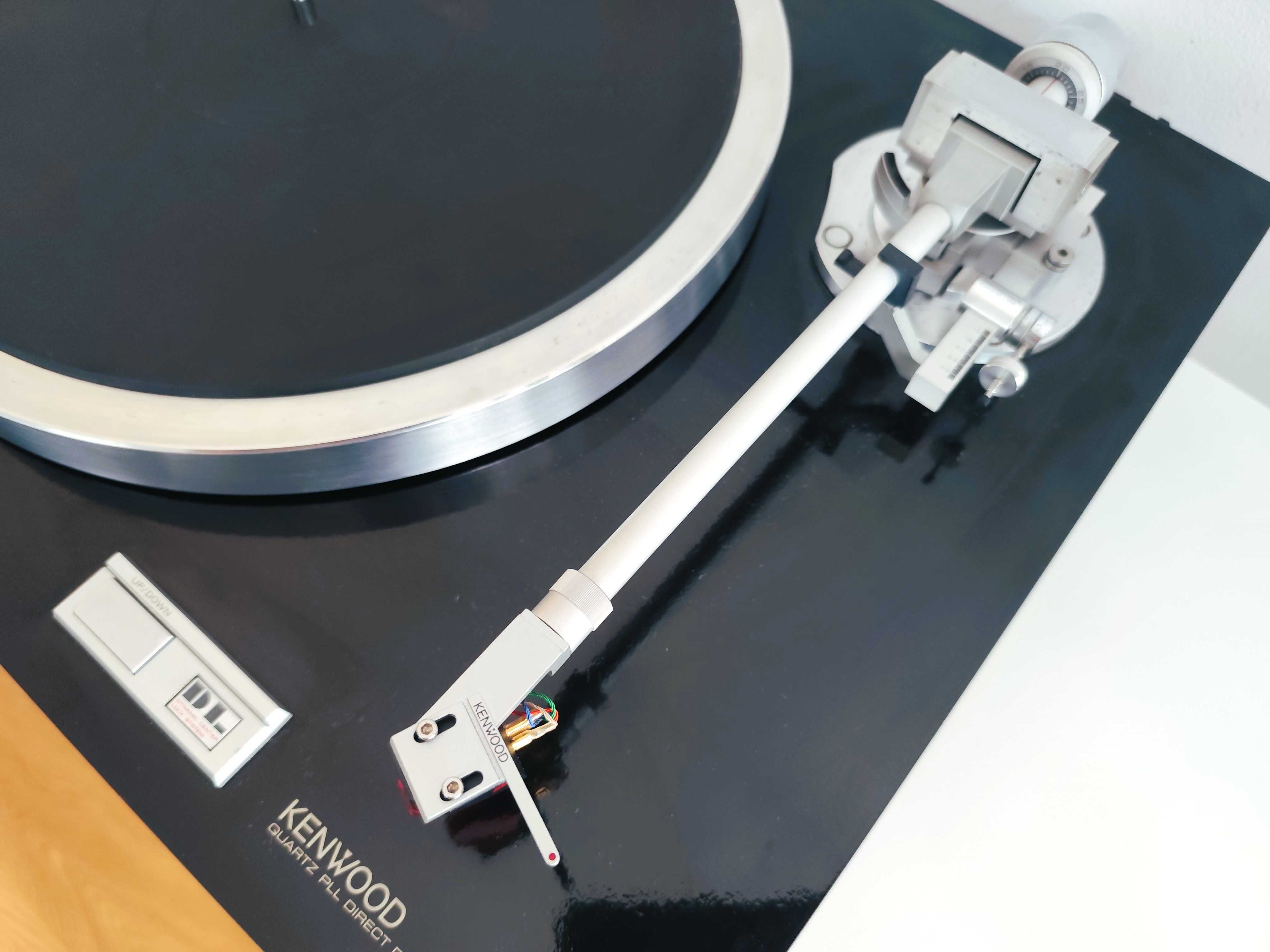 Kenwood KP ( KD ) 770D Gira-Discos