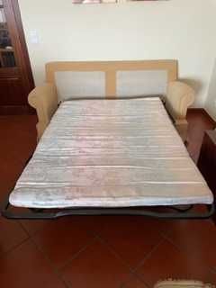 Sofá Cama 3 lugares - esta disponível para entrega