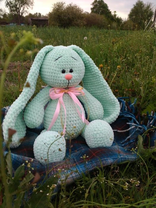 Плюшевый зайчик, зайка с длинными ушами,вязаная игрушка крюч