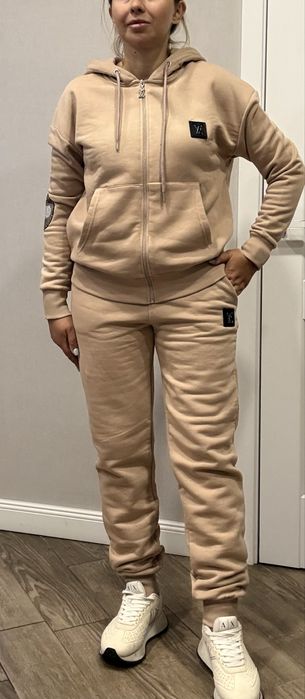 Стильний костюм на флісі Louis Vuitton