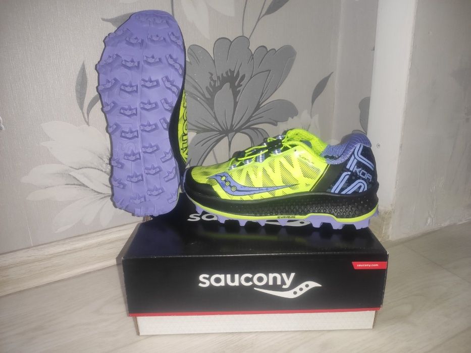 Кроссовки Saucony Koa ST 23.5 см стелька