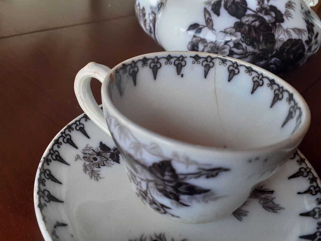 Servico de chá.  Porcelana francesa Sarreguemines