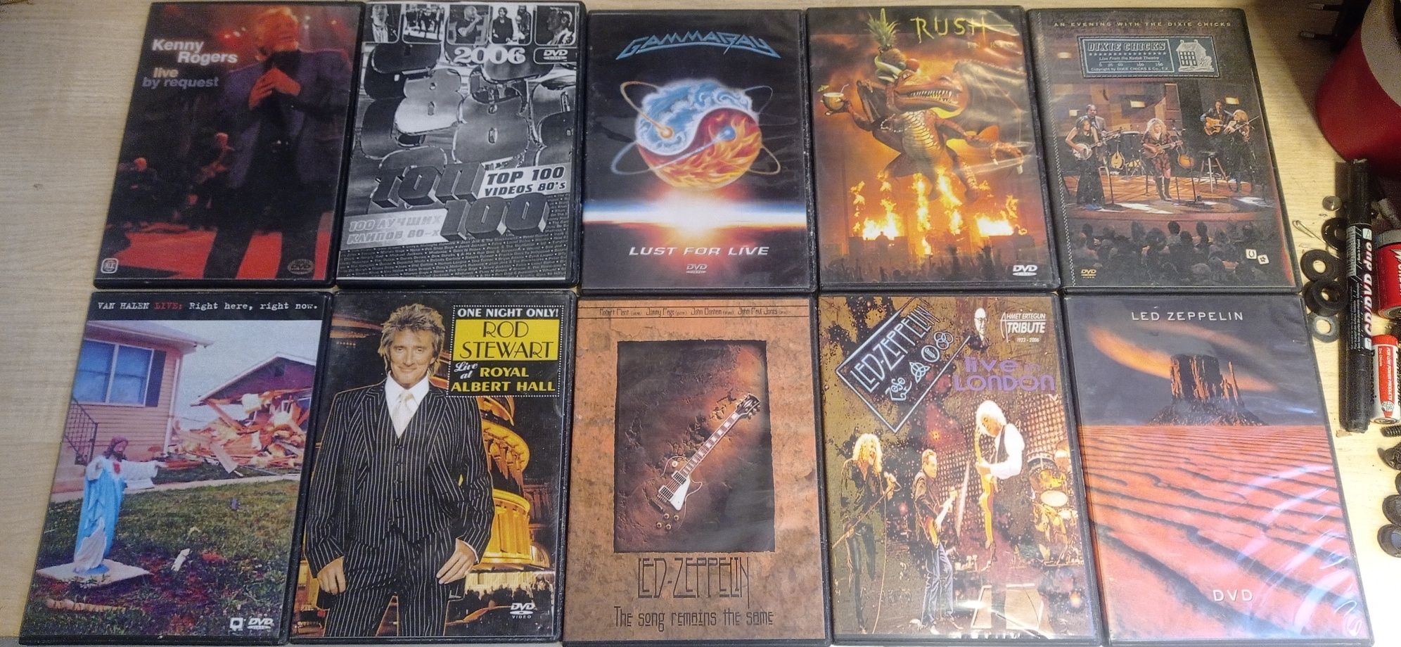 Koncerty DVD, kasety VHS video, firmy DVD