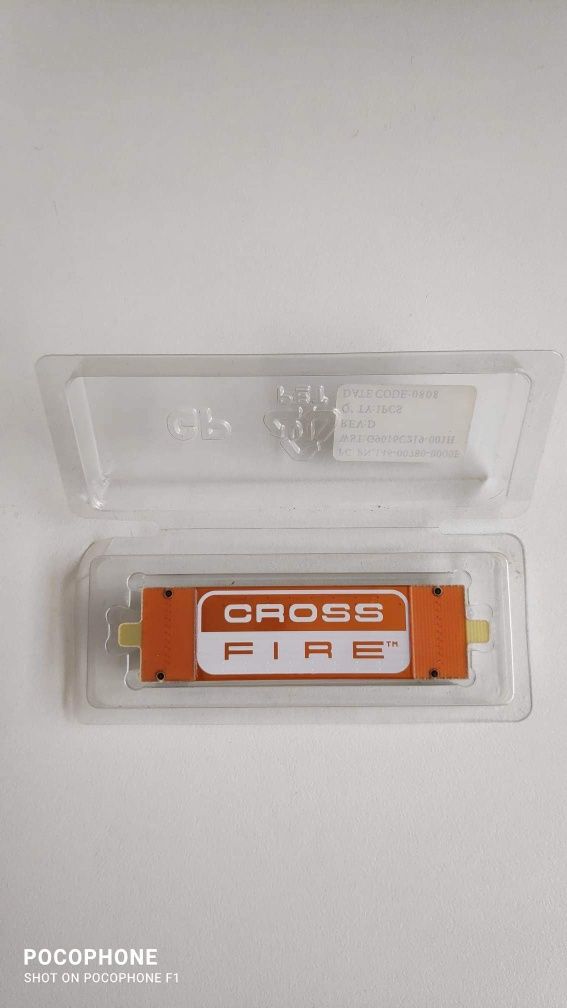 Assessório para ligar duas graficas CrossFire/SLI