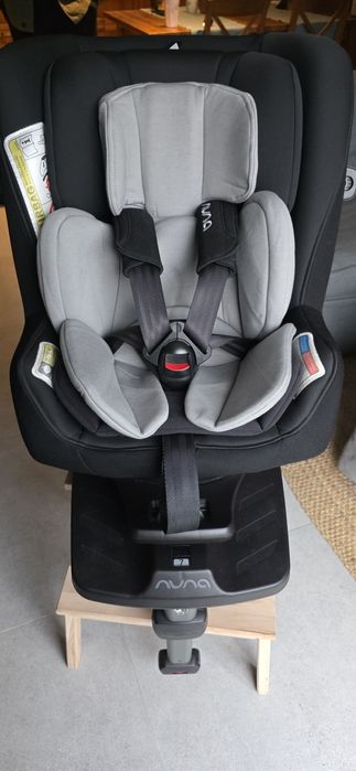 Nuna prym fotelik z bazą od 0-4 lat wkładka i pokrowiec letni