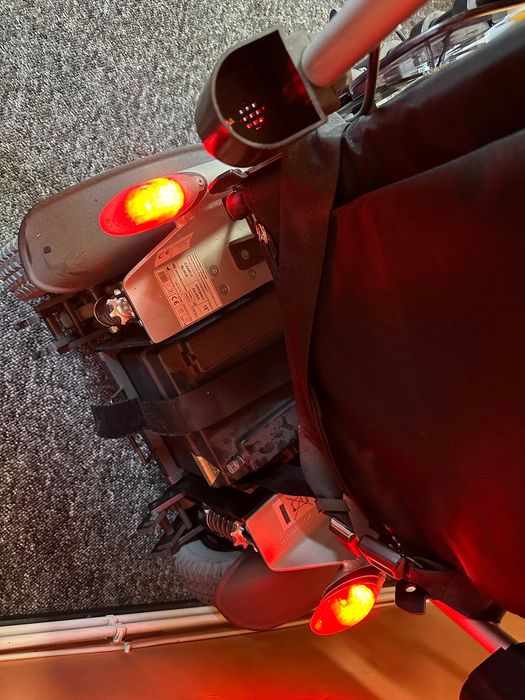 Wózek inwalidzki o napędzie elektrycznym MODERN Szary PCBL 1800 OKAZJA