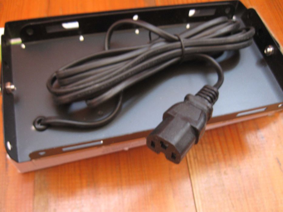 Прожектор 12-80 вольт 50 ватт пыле и влагозащита IP66 яркий