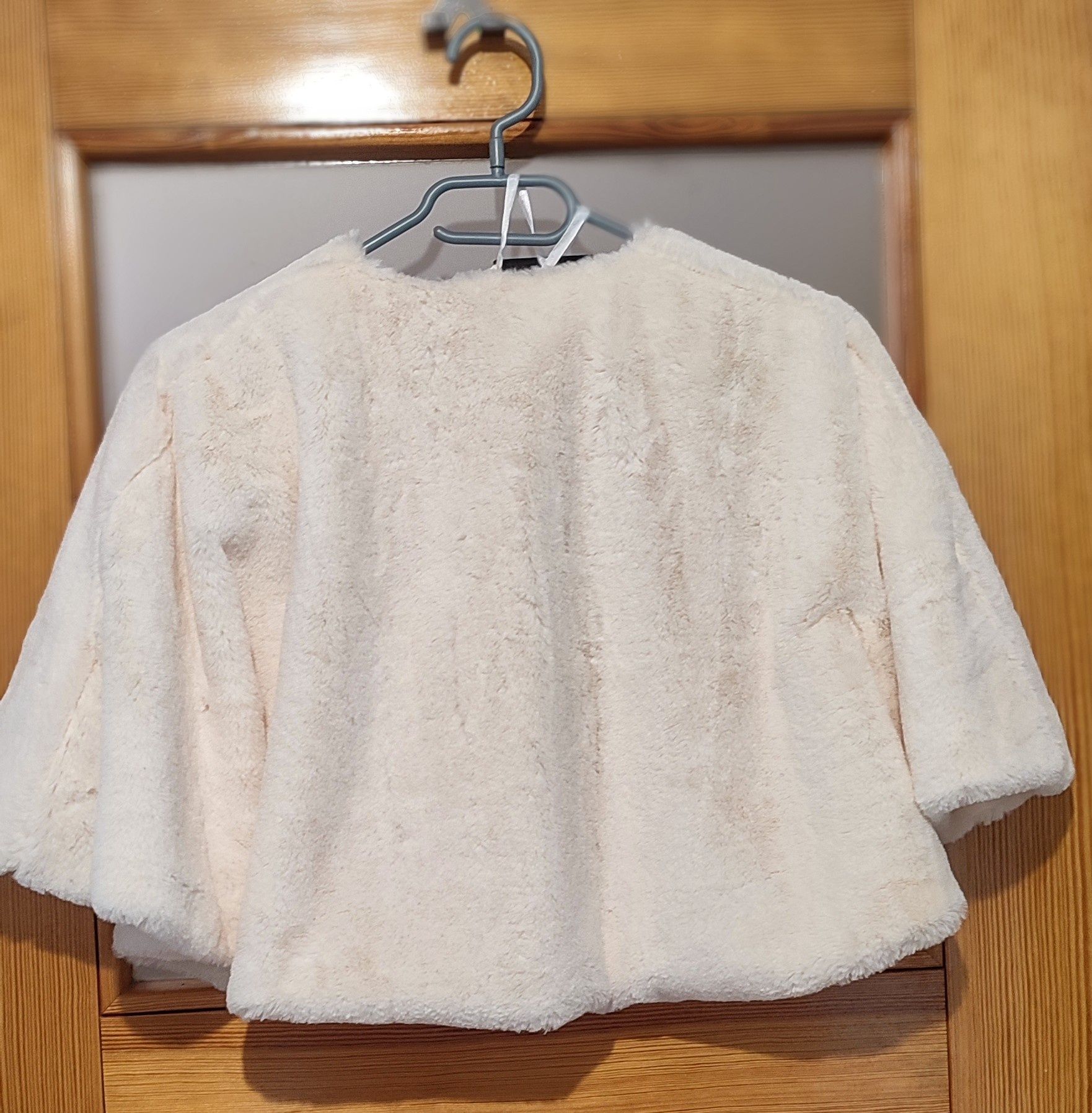 Komunia 5 10 15 Max&Mia futerko ecru bluza bolerko narzutka 122