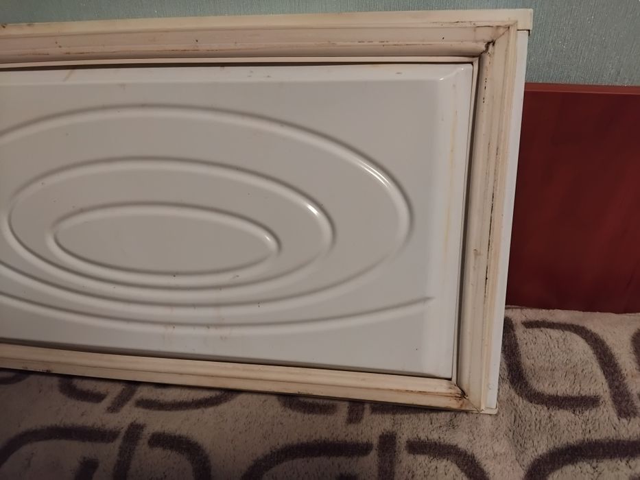 Продам дверку холодильника EXQWISIT 214-6.