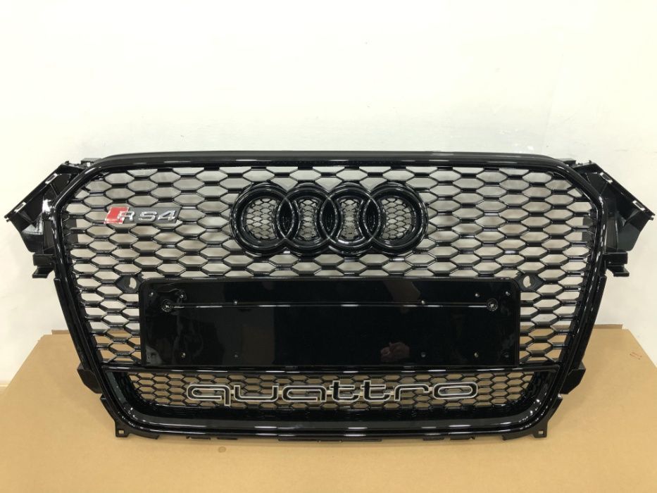 Решітка audi A4 рс4 рештіка 13-15р  Audi A4 rs4 b8