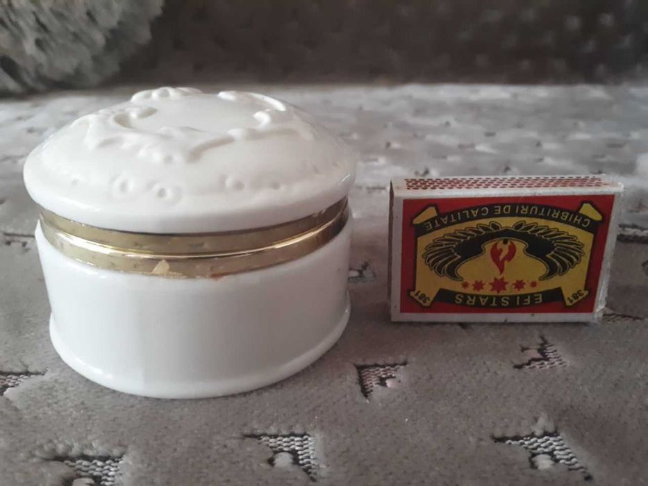 Шкатулка керамическая