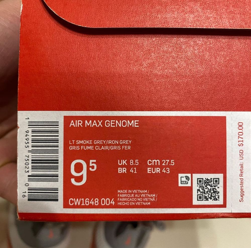 Кросівки Nike Air Max Genome. Розмір 9.5