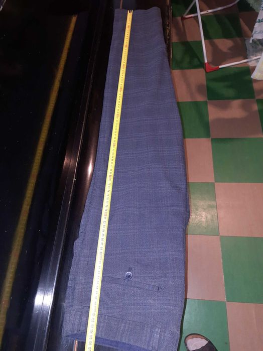 Нові та стильні брюки р.48 довжина 105см.