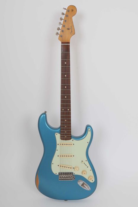 Fender Stratocaster Vintera Road Worn (1ª série) – Lake Placid Blue