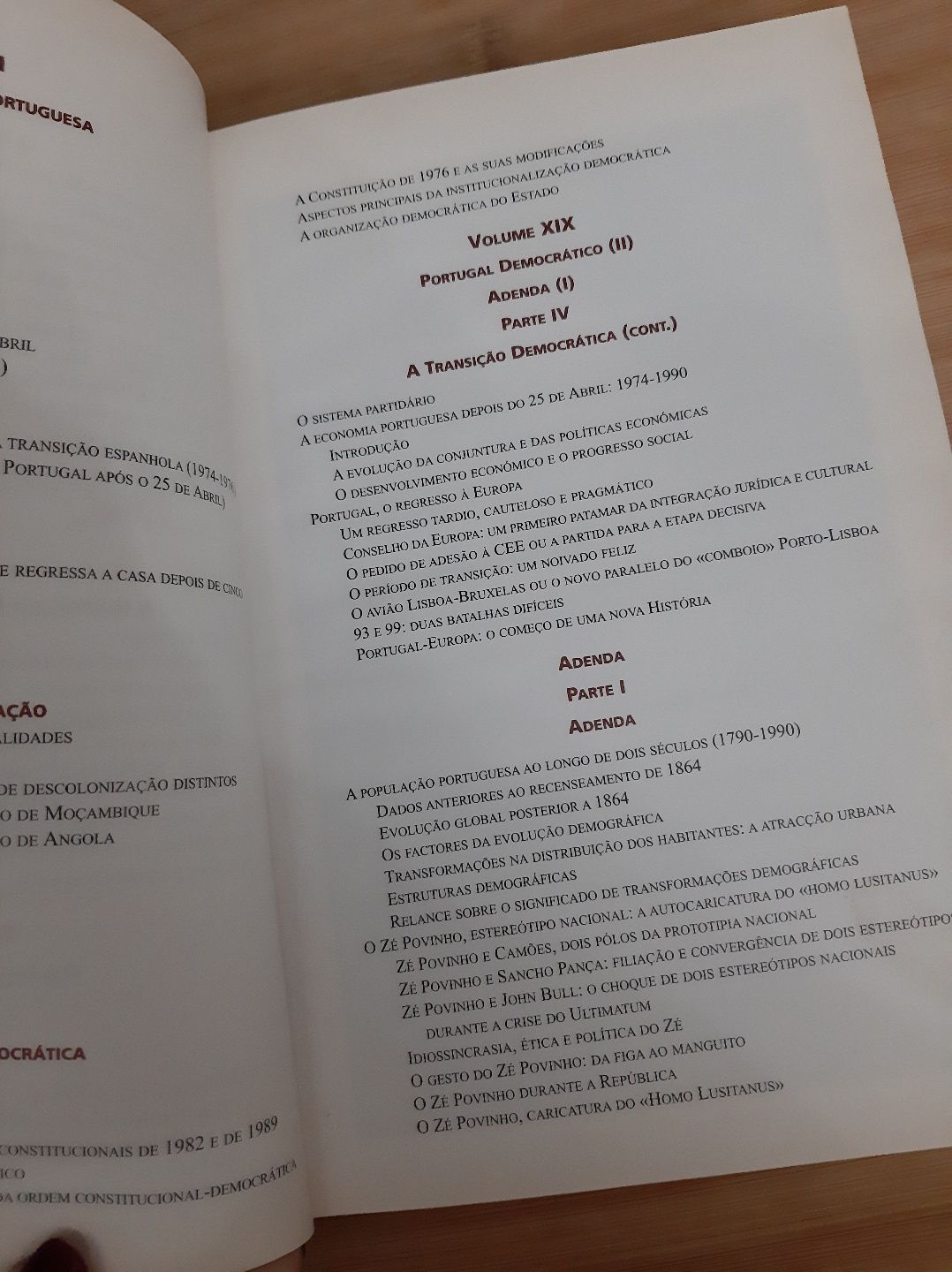 Livro " História de Portugal " volume 1