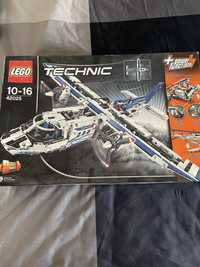 Lego Technic 42025 NOVO*