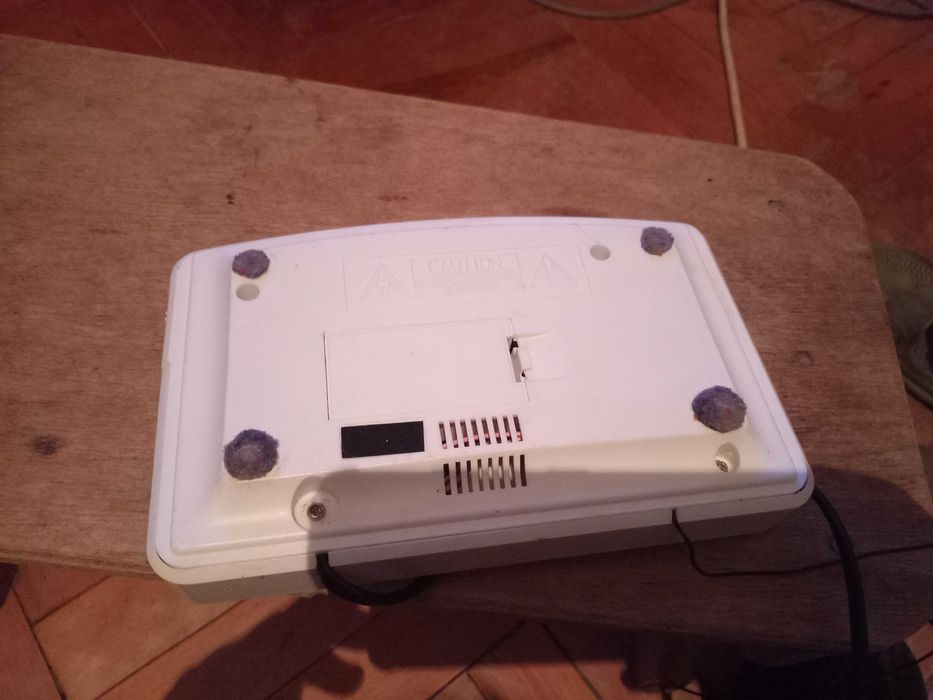 Продам годинник/світильник/радіоприймач Ronstar.