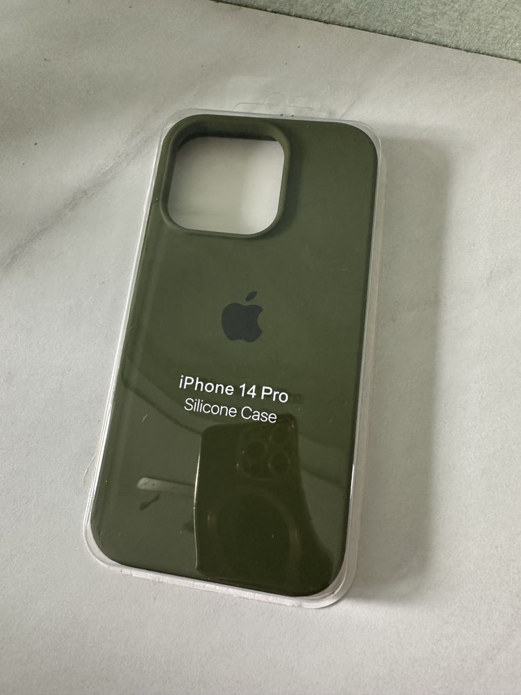 Зеленый Силиконовые чехлы для Apple iPhone 14 Pro, цвет хаки