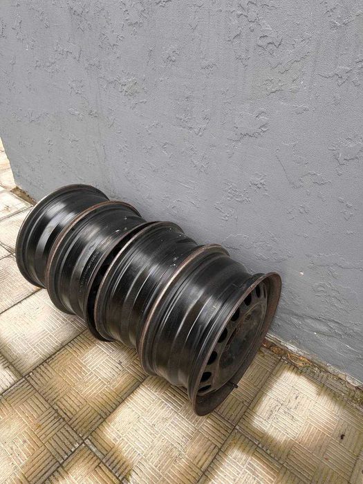 Автомобільні сталеві диски R16 1j0601027l VAG 5x100