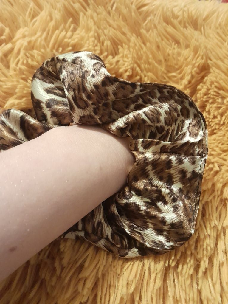 Scrunchie ozdoba do włosów gumka do włosów