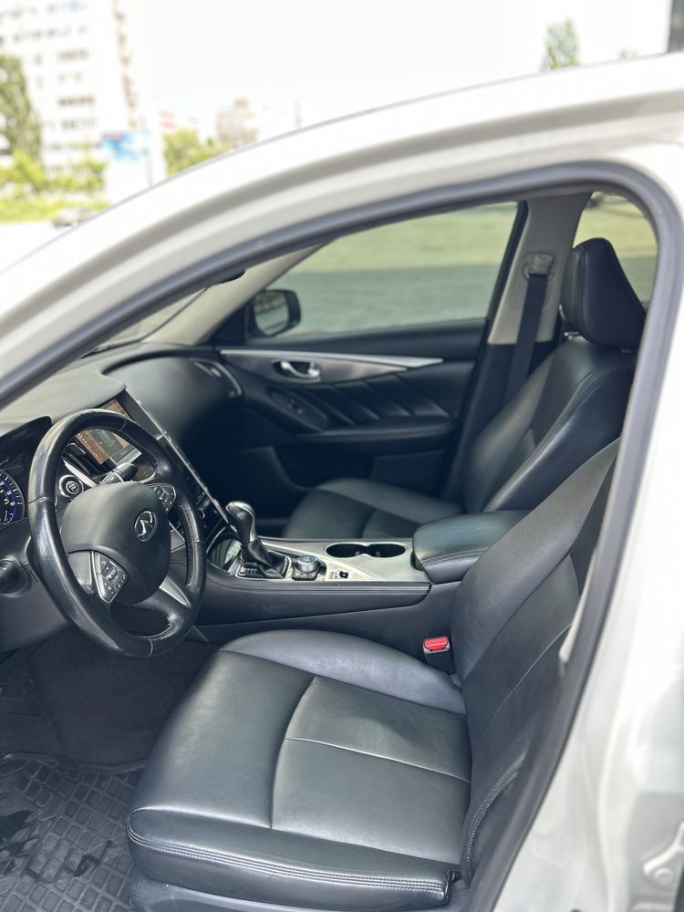 Infiniti q50 gbo awd