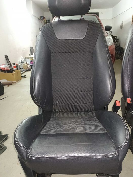 Fotele Ford S-Max MK1 lift