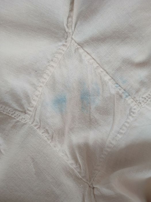 Старовинна, вишита сорочка.