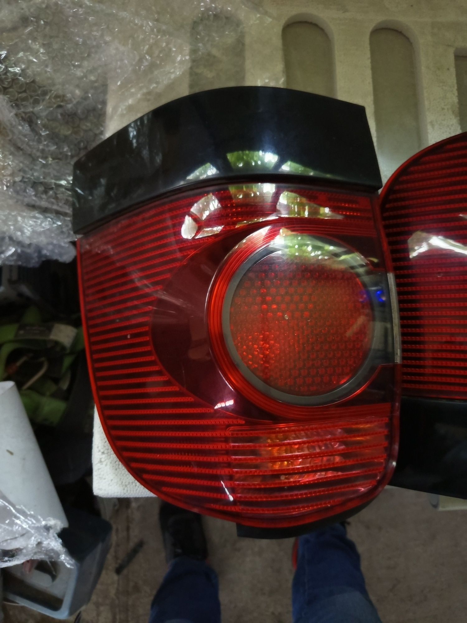 Sharan lampa tylna lift dymiona
