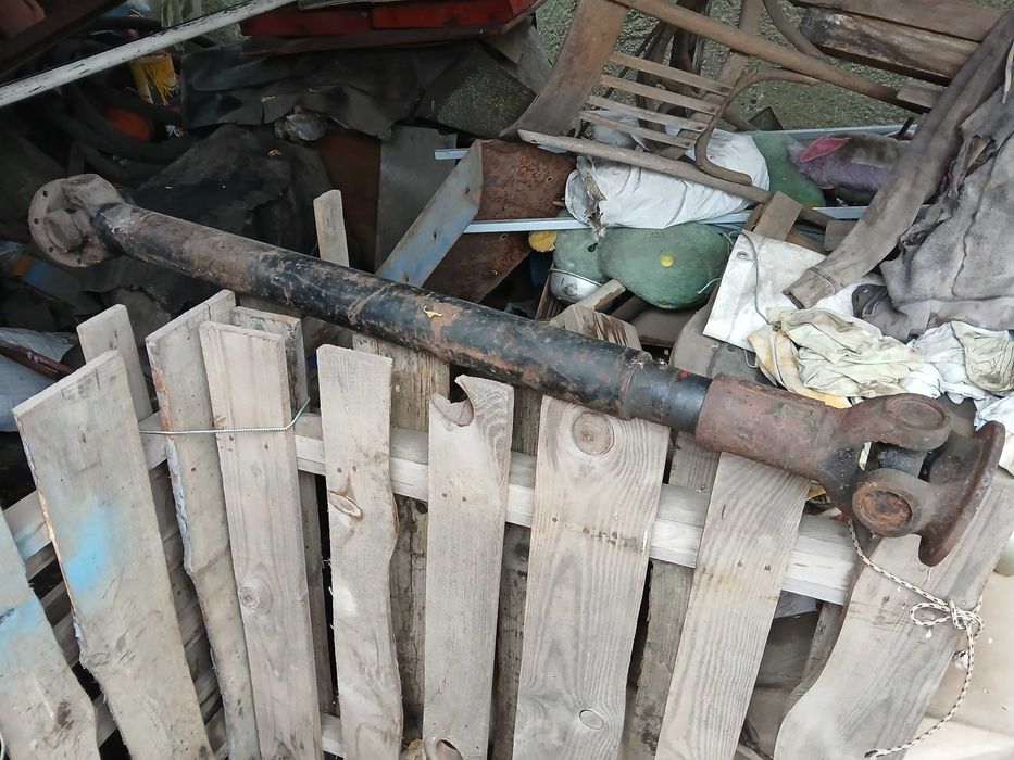 Продам карданний вал ІФА