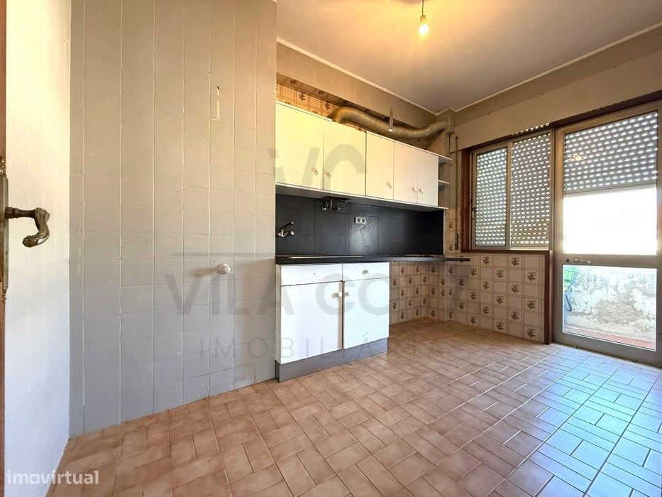 Apartamento T2 a 50 metros da praia com vista mar.