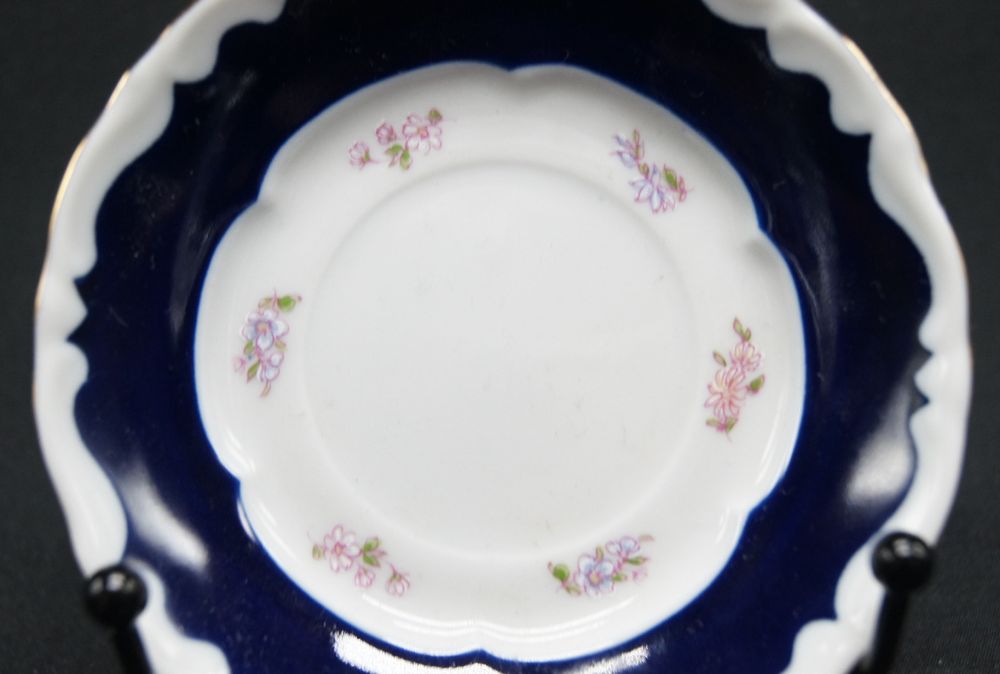 Filiżanka Porcelana bogato zdobiona kobalt FINE