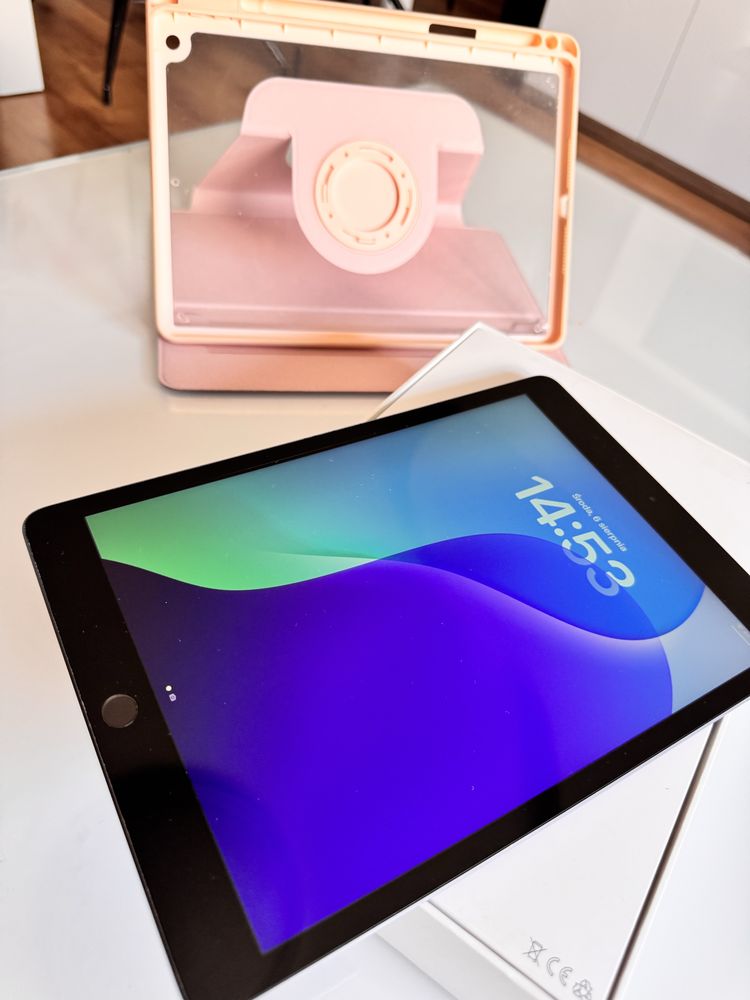 Apple iPad 8. generacji Wi-Fi 128 GB