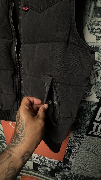 100% ОРИГІНАЛ! Жилет Levis розміри M L XL пух!