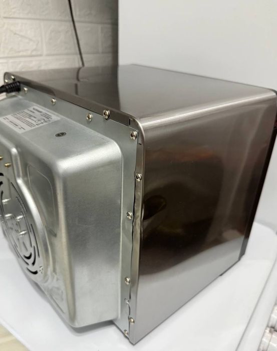 Сушарка для овочів та фруктів HausMark FDH-2520BS